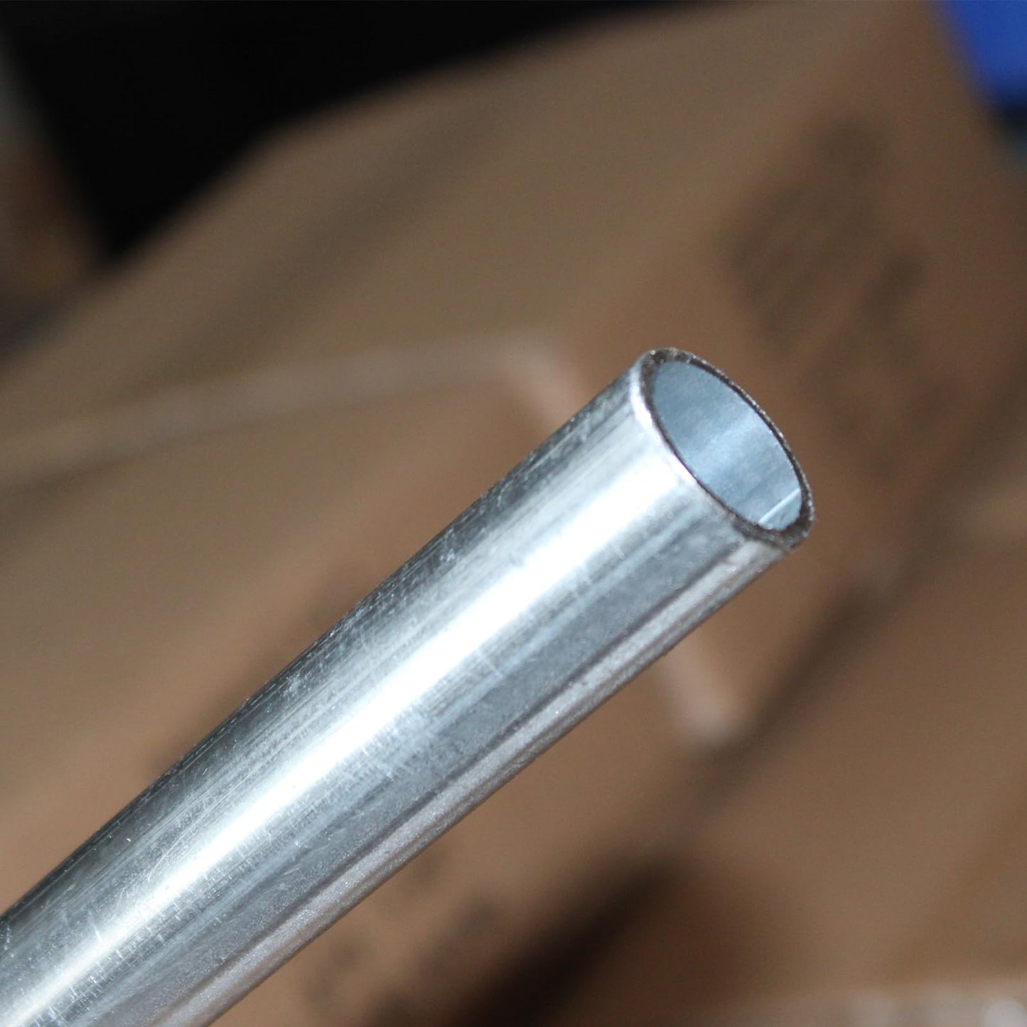 LAJIAOZ Heavy-Duty Garage Door Torsion Tube, Garage Door Tube Shaft 11 Gauge Hot Rolled Steel Shaft - Universal Fit for 8FT Residential & Commercial Doors, Easy Installation(1"*106"(8Ft10Inch))
