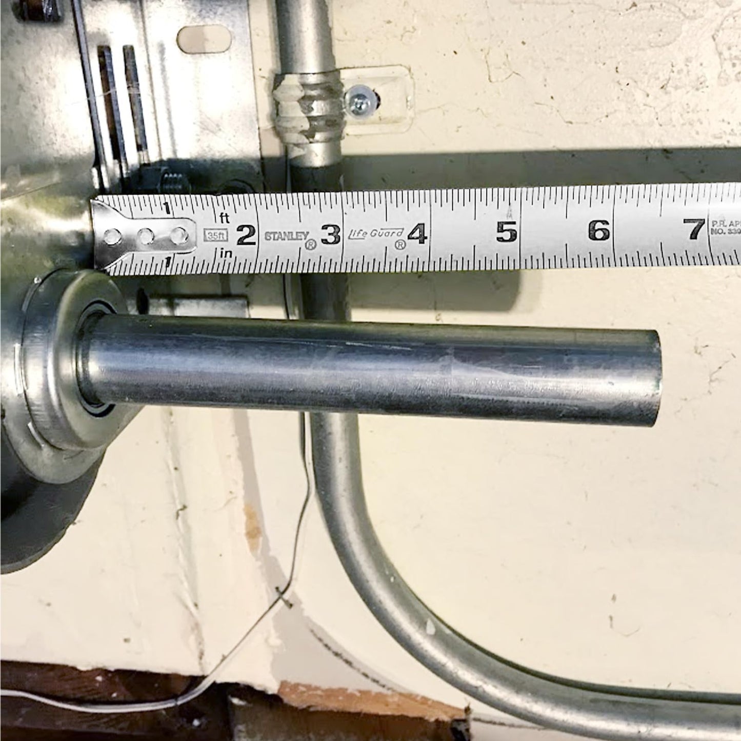 LAJIAOZ Heavy-Duty Garage Door Torsion Tube, Garage Door Tube Shaft 11 Gauge Hot Rolled Steel Shaft - Universal Fit for 8FT Residential & Commercial Doors, Easy Installation(1"*106"(8Ft10Inch))