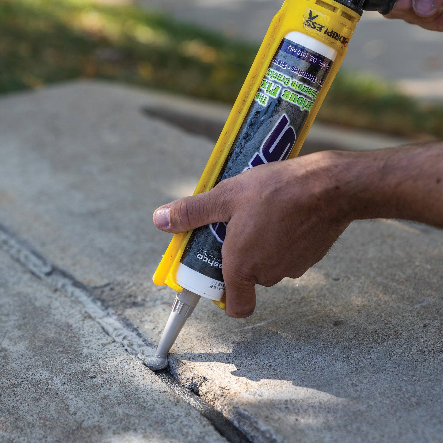Sashco - 16210-12 Slab Concrete Crack Repair Sealant, 10.5 Ounce Cartridge, Gray (Pack of 12)